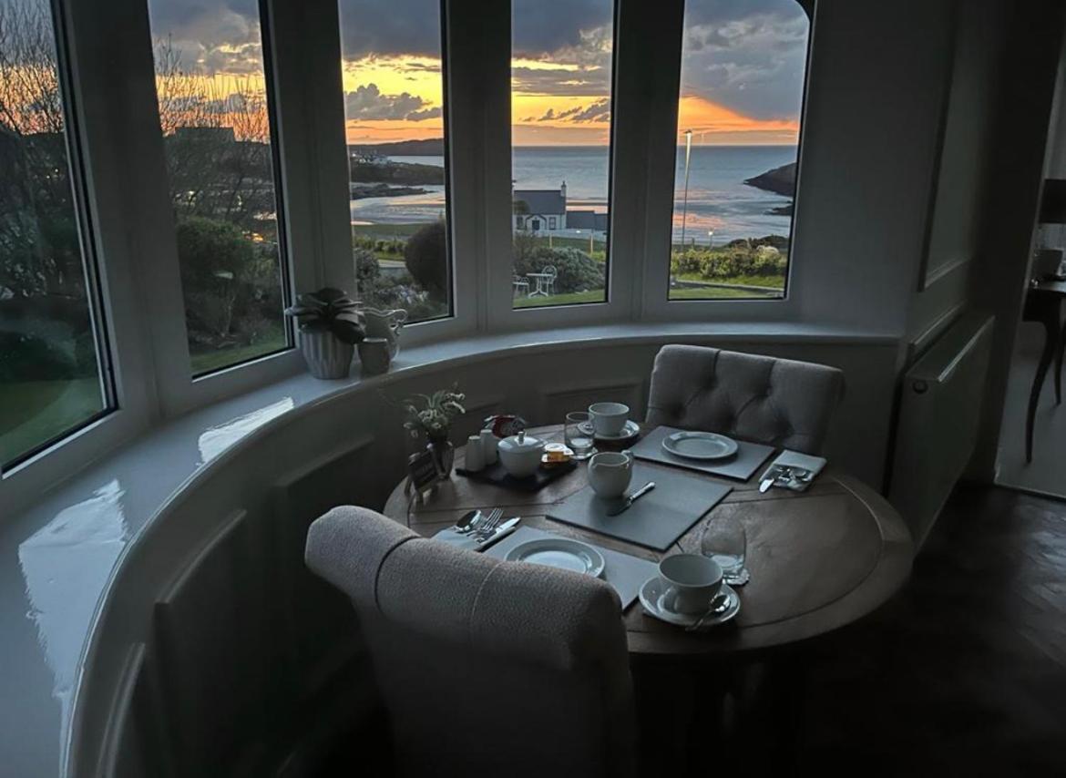 Castellor Bed & Breakfast Cemaes Bay Exterior photo