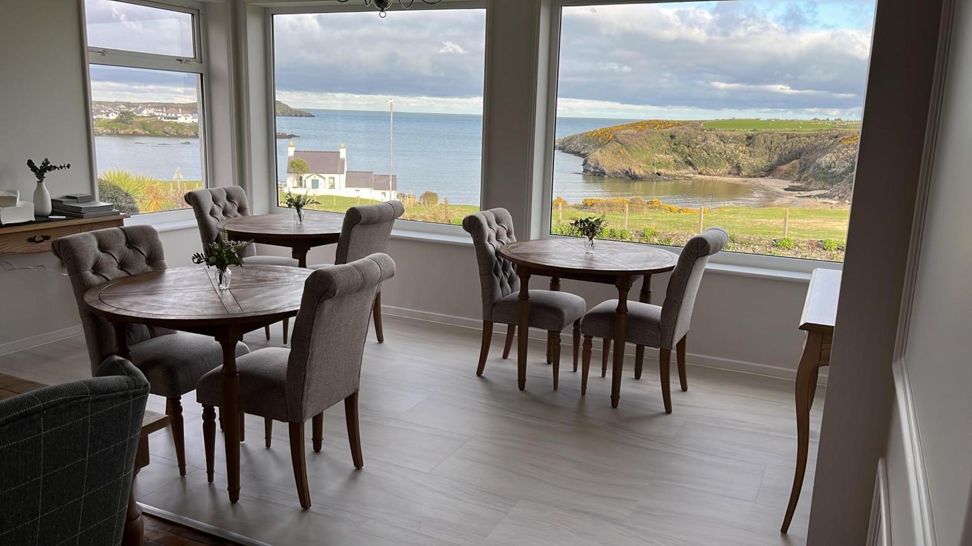 Castellor Bed & Breakfast Cemaes Bay Exterior photo