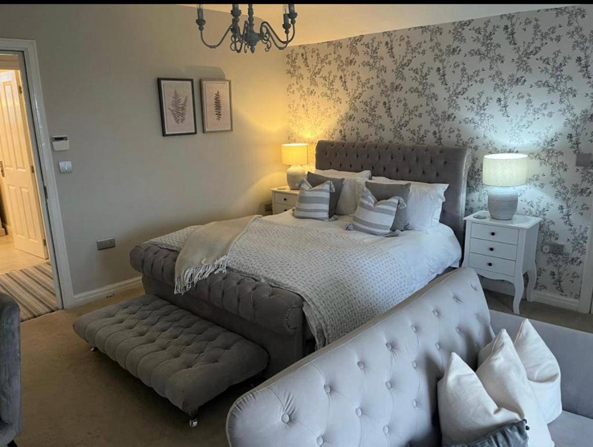 Castellor Bed & Breakfast Cemaes Bay Exterior photo